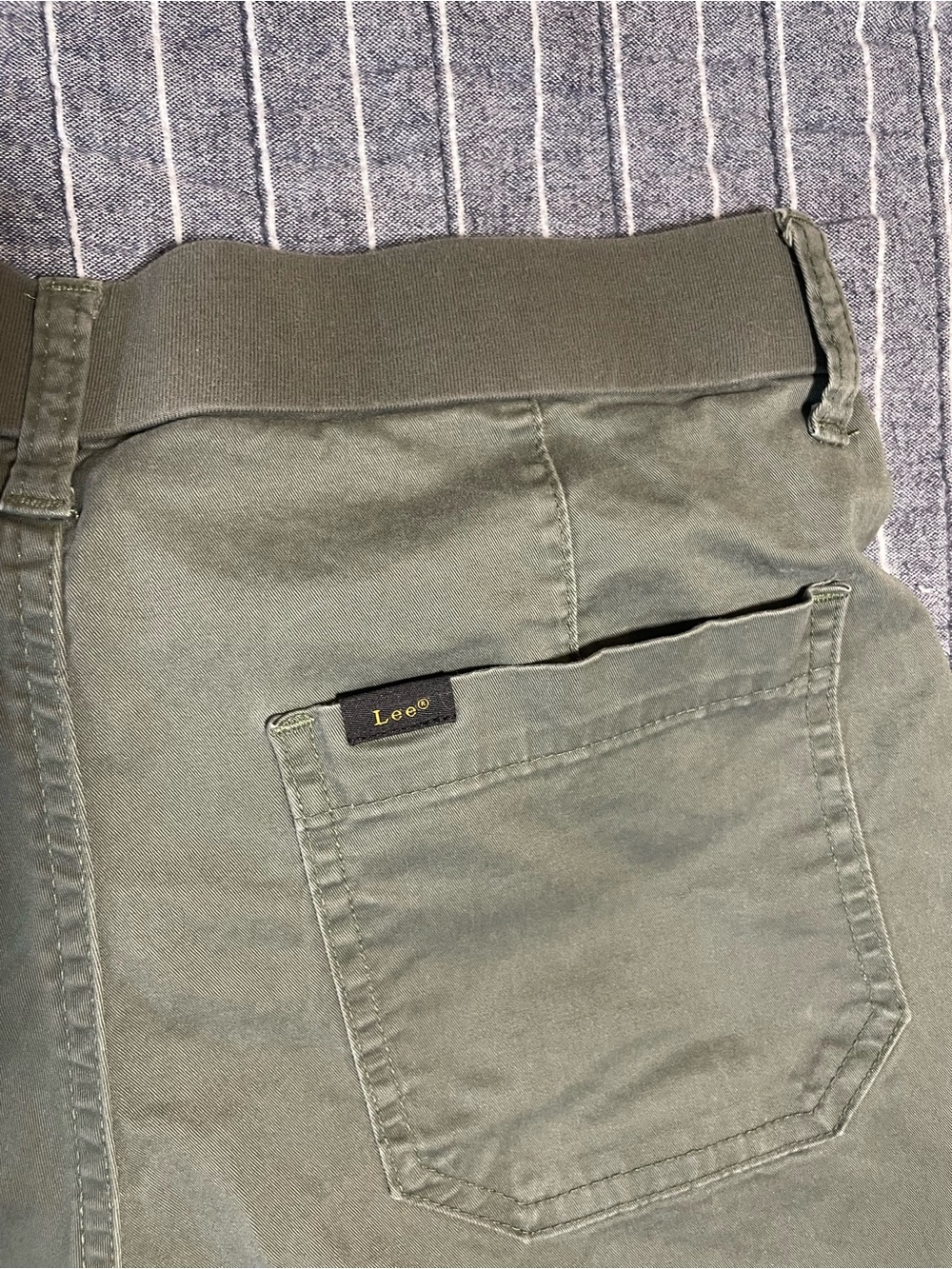 Lee Olive Green Women's Utility Pants / Cargo Pants (10 Short) - Picture 5 of 10